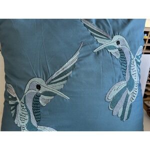 Home Decor Pillow Embroidered Hummingbird Removable Cover Silk